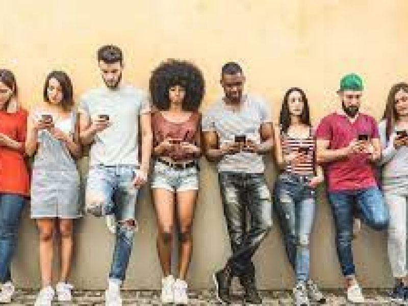 Here It Happens – Generation Z: Premature Aging in the Face of Modern Challenges Here It Happens – Generation Z: Premature Aging in the Face of Modern Challenges